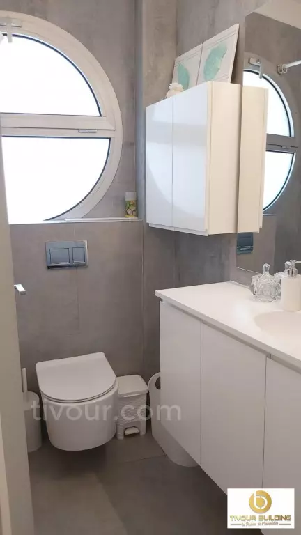 דירה 4 חדרים אשדוד מרינה 210-IBL-1933