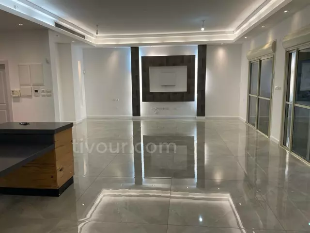 Penthouse 5.5 rooms Ashdod Tet Zayin