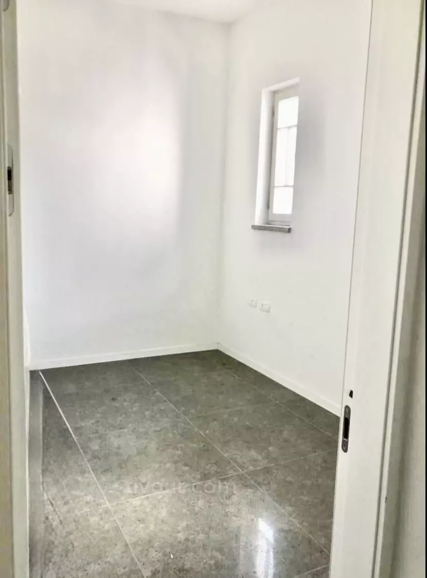 דירה 3 חדרים תל אביב רובע הים 210-IBL-1984