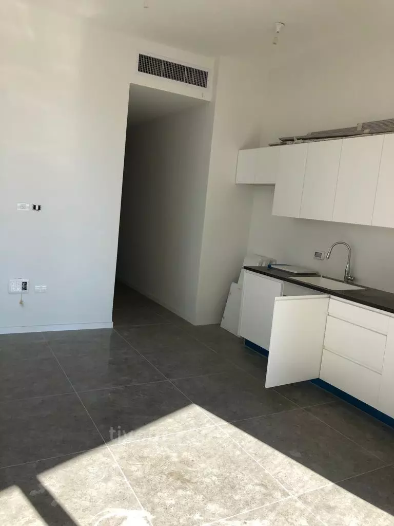 דירה 3 חדרים תל אביב רובע הים 210-IBL-1984