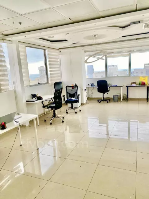 Office 3 rooms Ashdod City