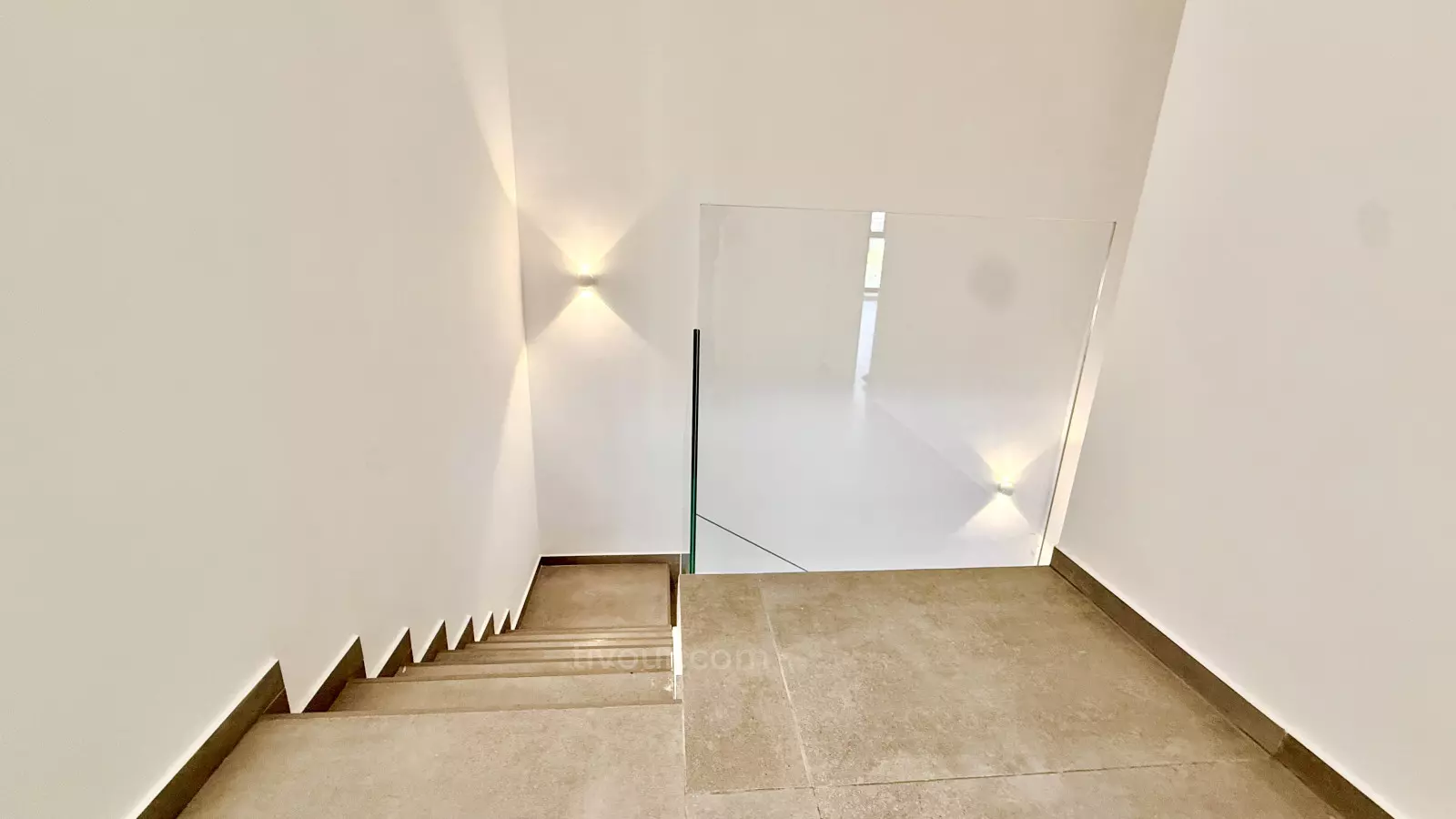 Коттедж 8 комнат Ashdod Yud Zayin 210-IBL-2082