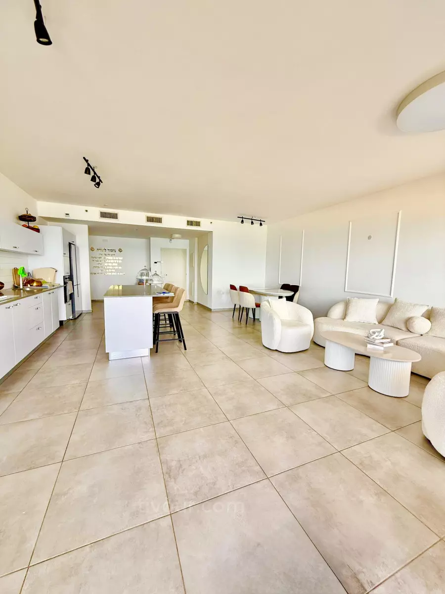 Apartment 5 rooms Ashdod Beachfront 210-IBL-2097