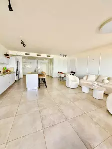 Apartment 5 rooms Ashdod Beachfront