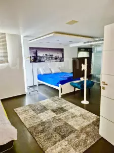 Casarão 8 cômodos Ashdod Marina