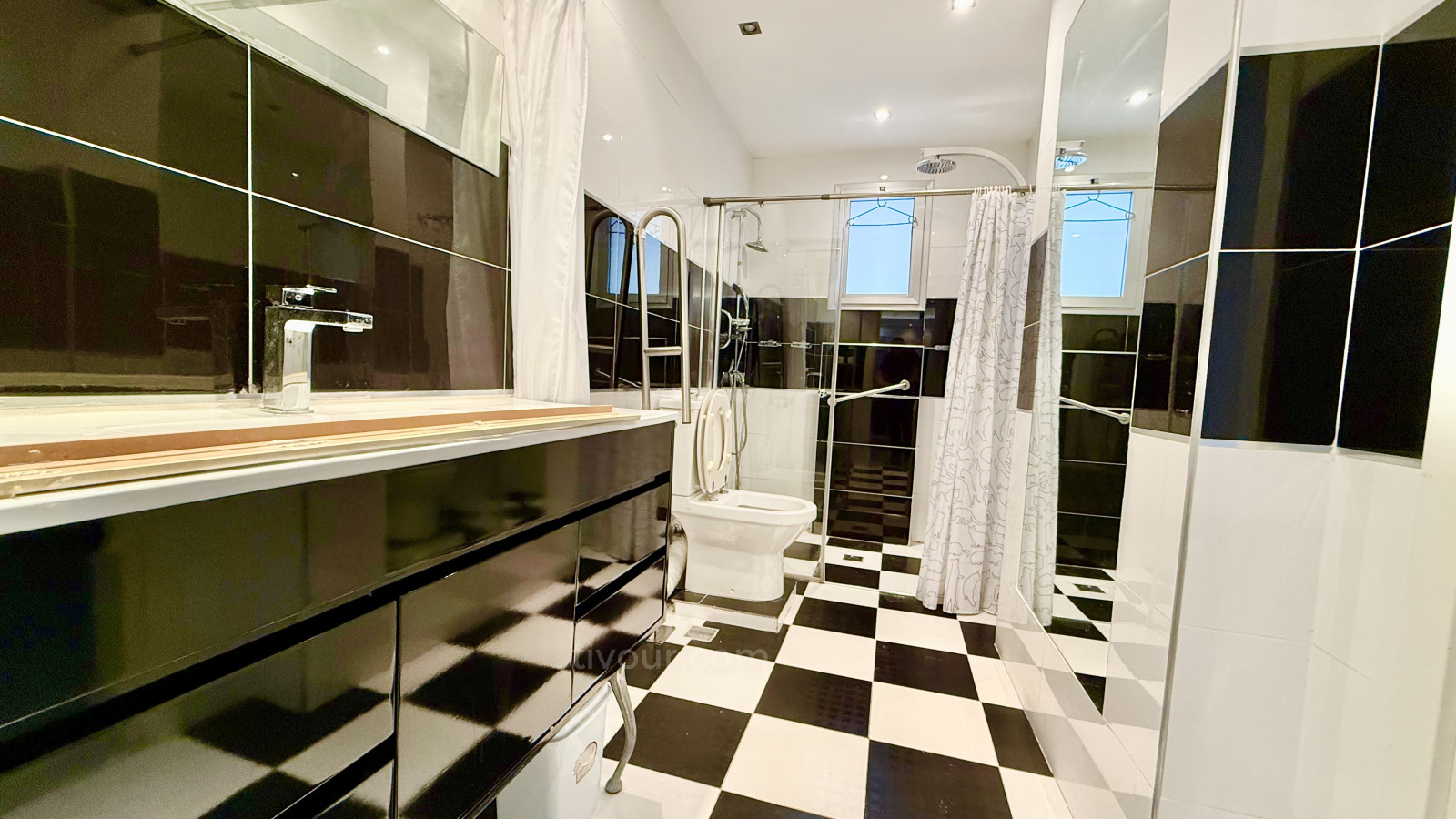 Quartier résidentiel À vendre – superbe appartement 3 pièces avec immense terrasse à ashdod