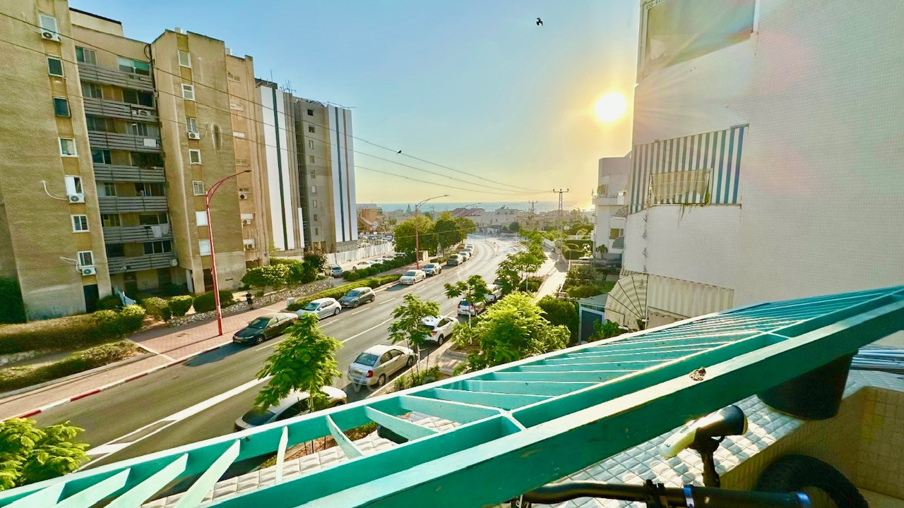 Wohnviertel A louer a ashdod appartement 5 pieces quotkineret 2quot dans un petit immeuble de 4 etages avec seulement 2 appartements par etage