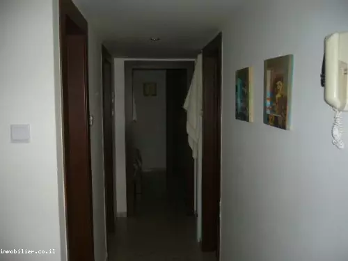 Apartamento garden 4.5 cômodos Ashdod Tet vav 210-IBL-943