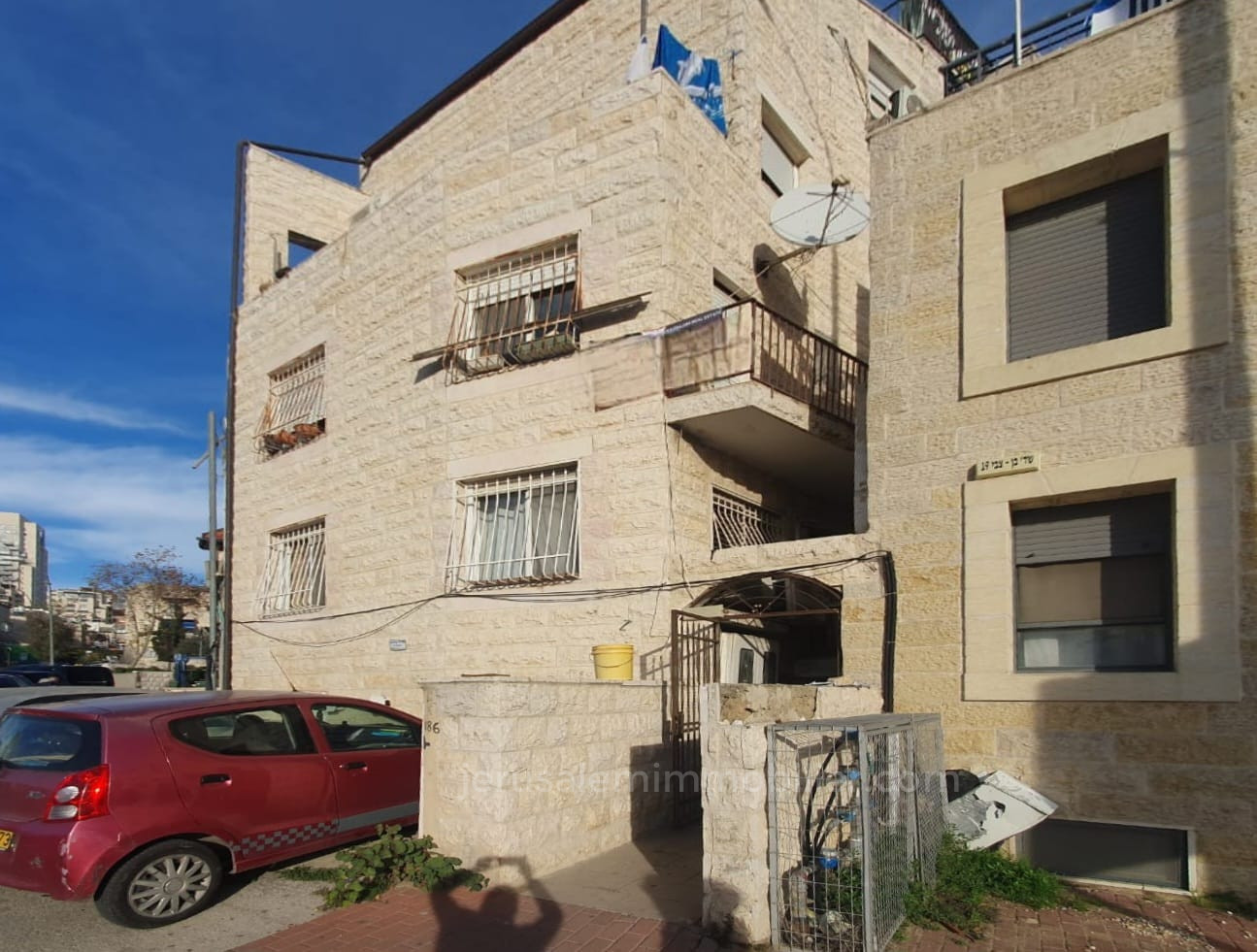 Apartment 3 Rooms Jerusalem Nahlaot 226-IBL-1822