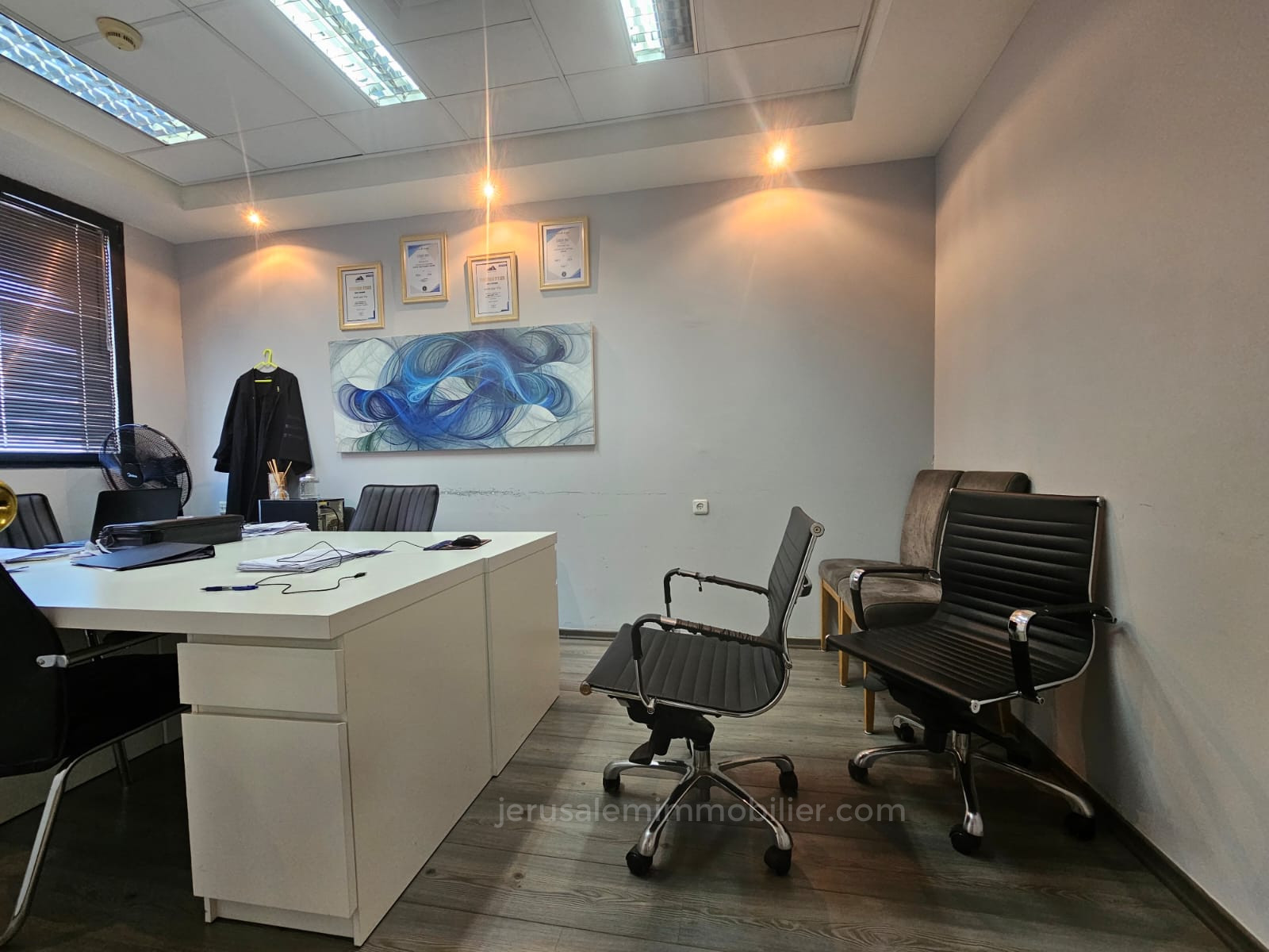 Quartier résidentiel Vos bureaux prêts à accueillir votre activité à givat shaul - jerusalem immobilier 026786595