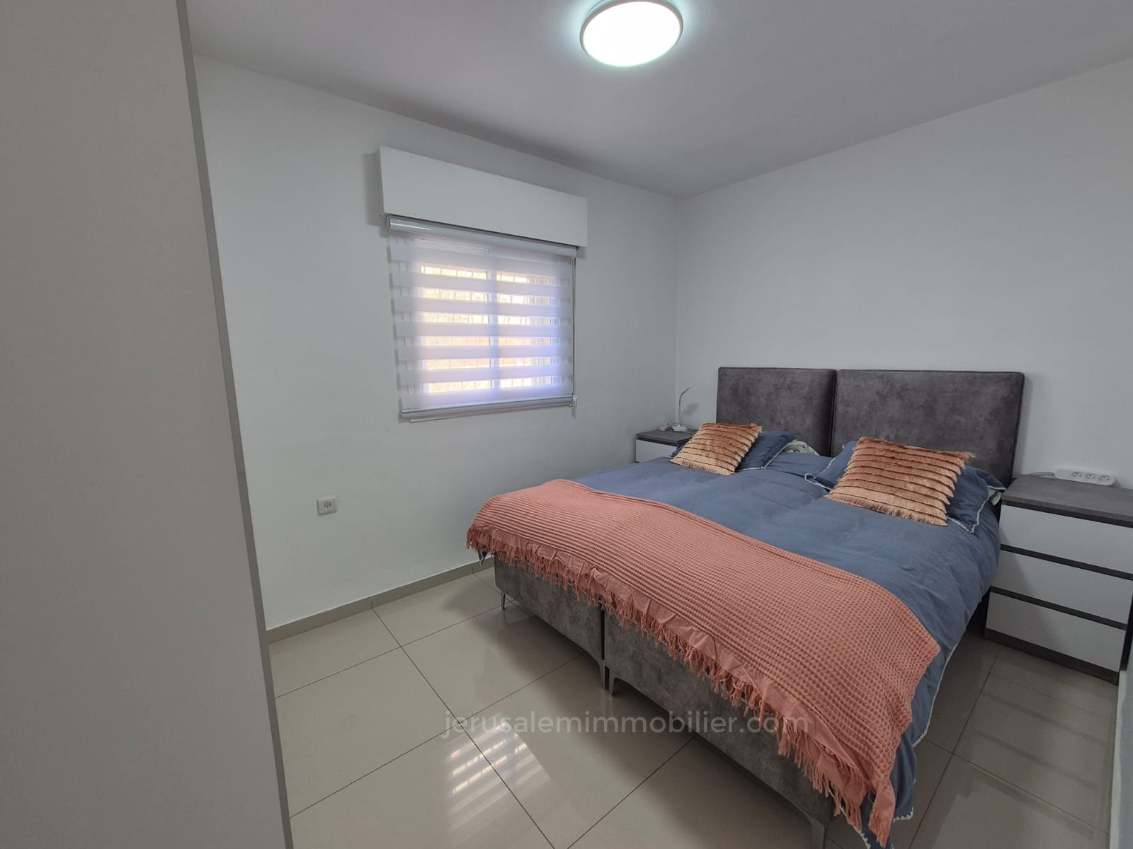 Barrio residencial Appartement renove et lumineux a louer a arnona jerusalem immobilier 026786595