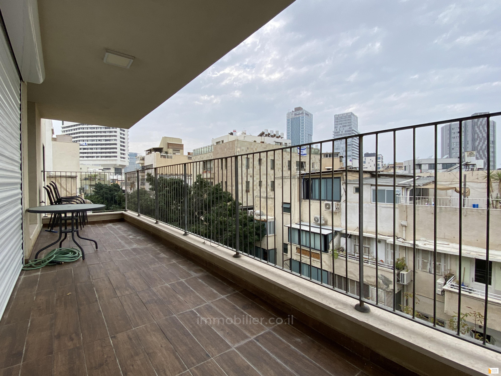 Appartement 5 pièces Tel Aviv quart de la mer 232-IBL-3749