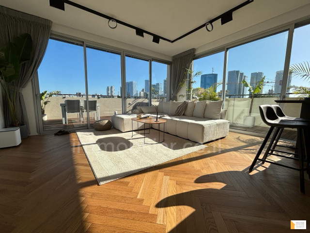 Purchase Penthouse Tel Aviv