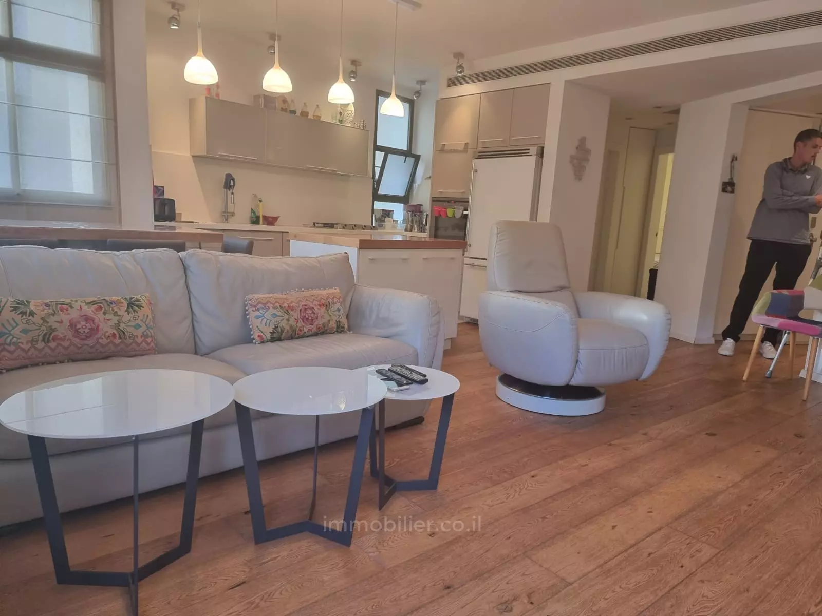 Villa 4 rooms Tel Aviv Sokolov 232-IBL-3943