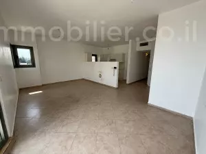 Квартира 3 комнат Tel Aviv рядом с морем