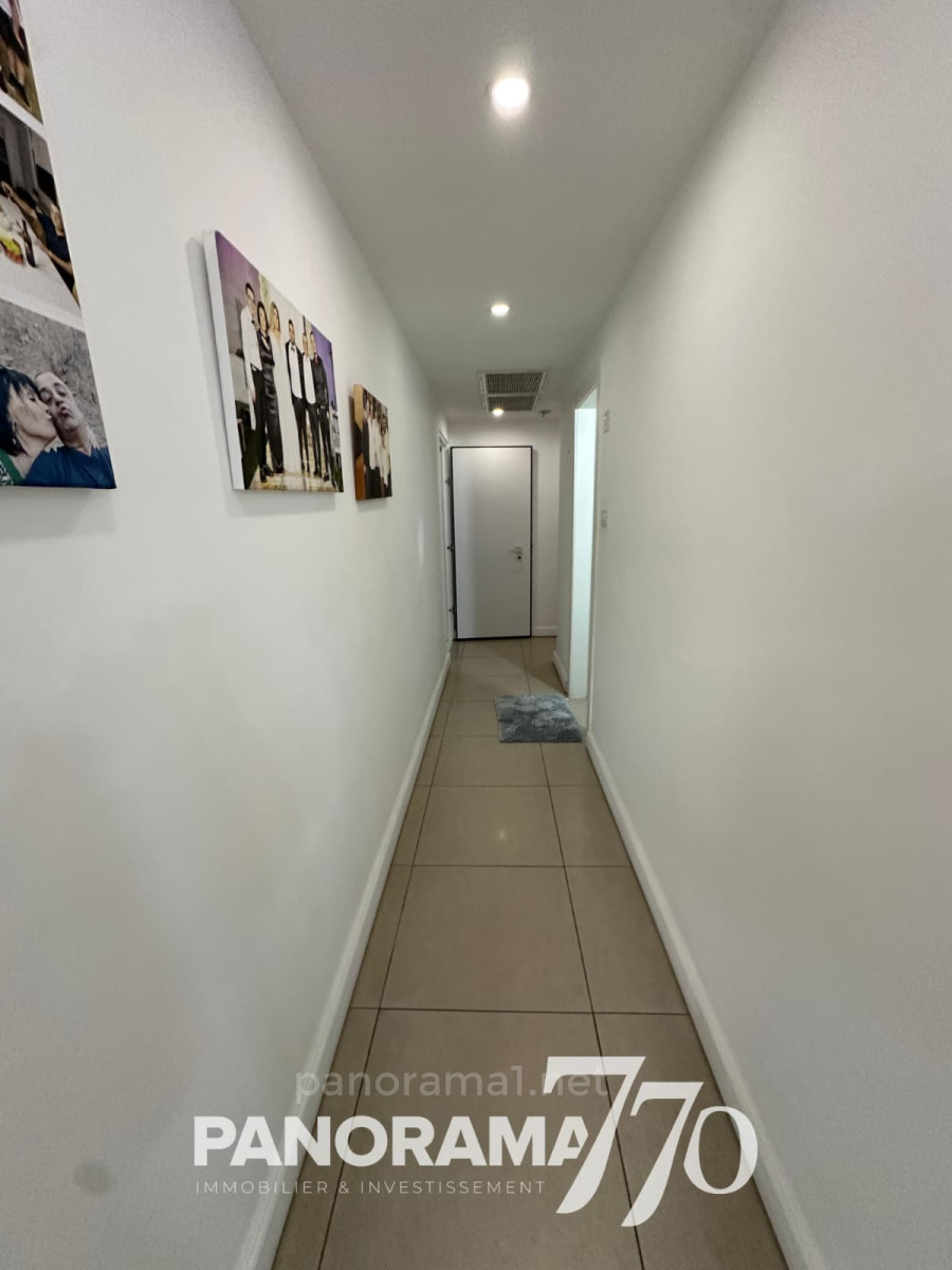 Quartier résidentiel Spacieux et lumineux