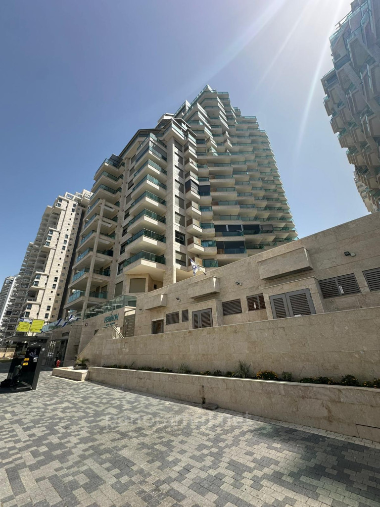 Quartier résidentiel A 50 m du bord de mer