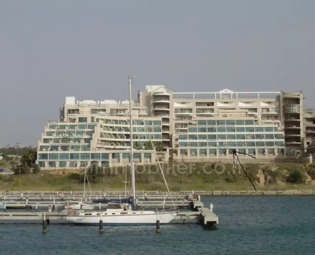 Apartamento 2 cômodos Ascalão Marina