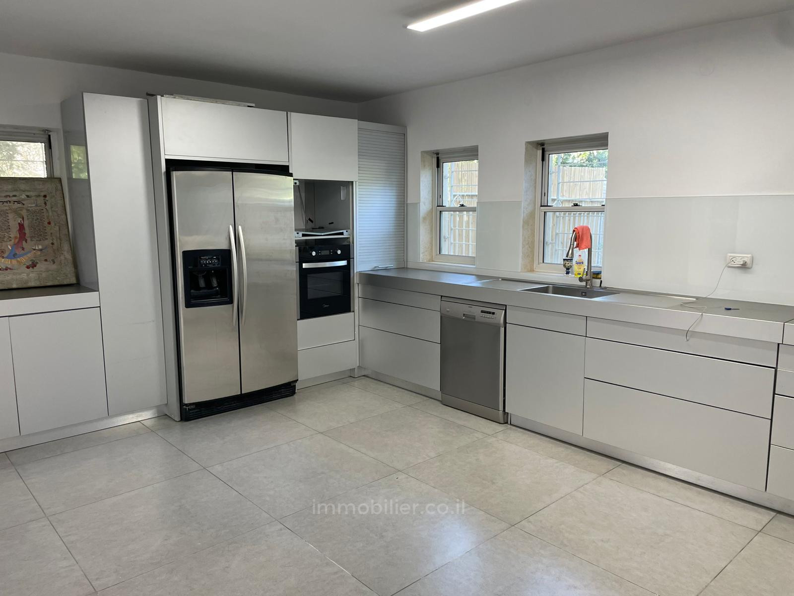 Dzielnica mieszkaniowa Cotttage a louer a jerusalem emek refaim