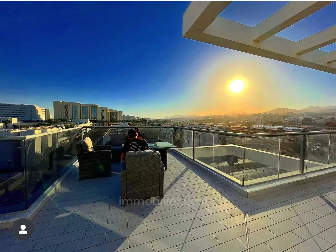 Cobertura 5 cômodos Eilat Bairro dos Hotéis 288-IBL-212