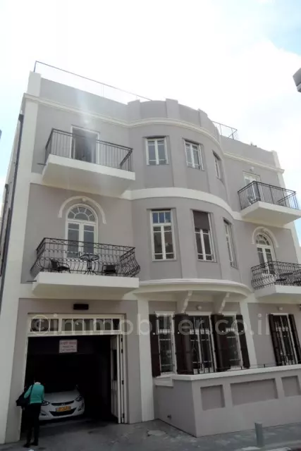 Apartment 3 rooms Tel Aviv Rothshild