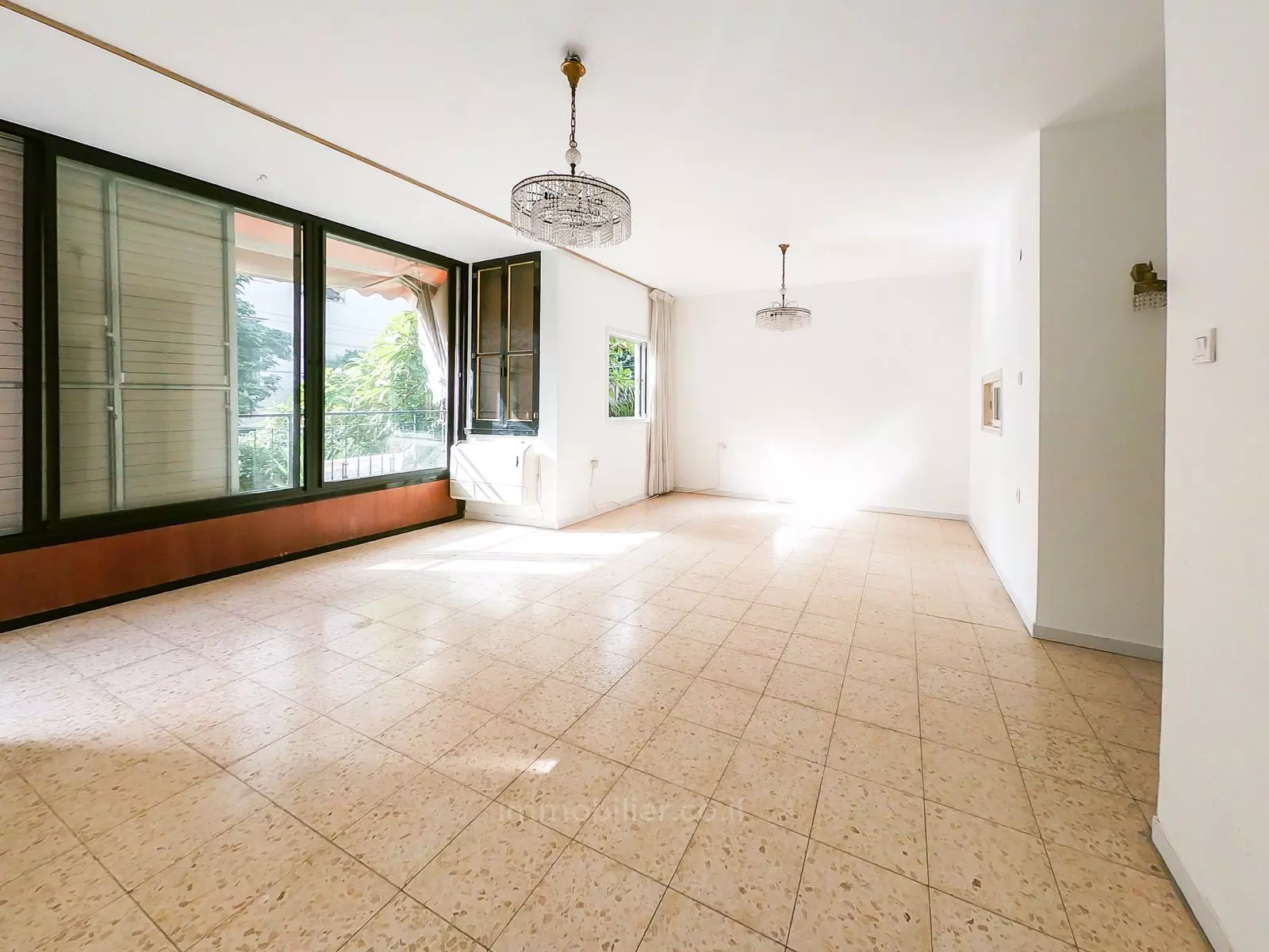 Appartamento 3.5 stanze Tel Aviv quartiere di mare 291-IBL-797