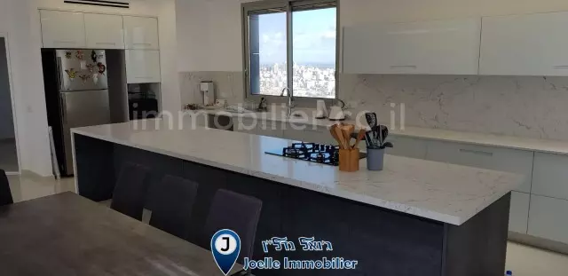 פנטהאוז 6 חדרים נתניה שדרות ניצה