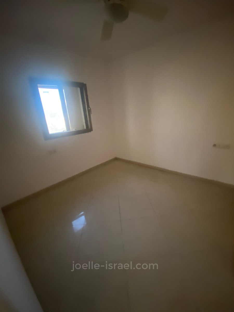 Departamento 4 habitaciones  Netanya Centro de la ciudad 316-IBL-1584