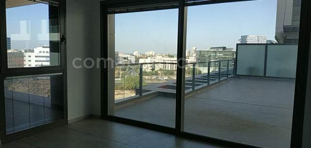 For sale Apartment Herzliya