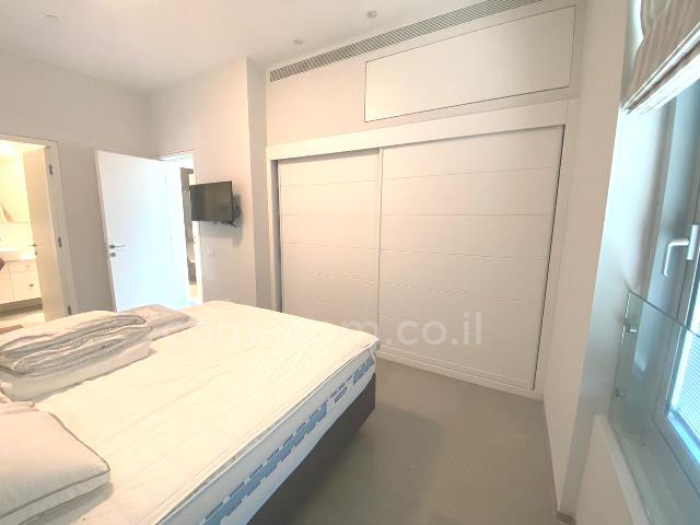 Apartment 3 Rooms Tel Aviv Dizengof 342-IBL-6525