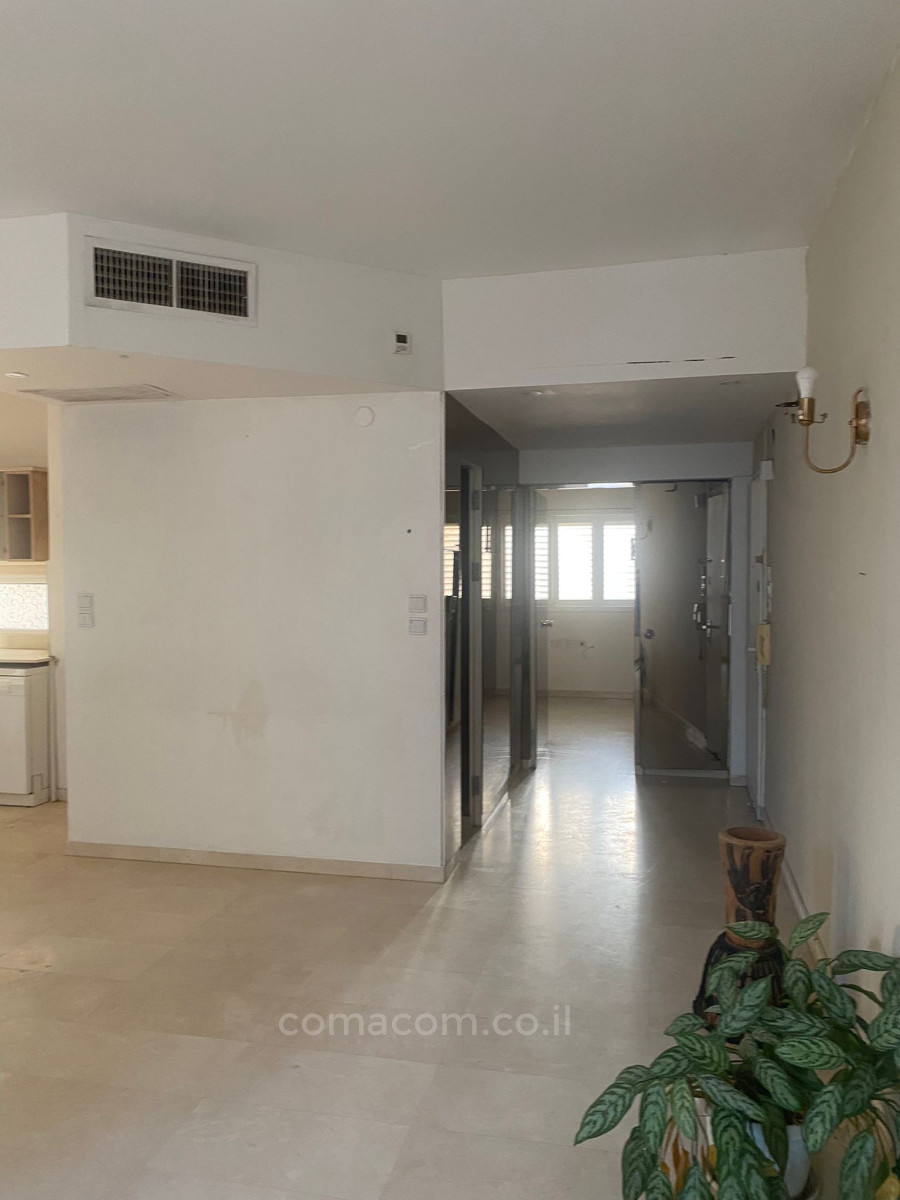 Apartment 2 Rooms Tel Aviv City center 342-IBL-6545
