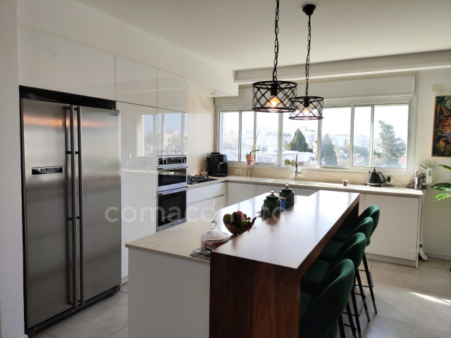 Purchase Apartment Bat yam
