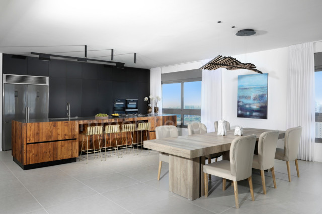 Purchase Penthouse Netanya