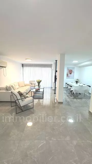 Apartamento 5 cômodos Ashdod Dalet 342-IBL-6790