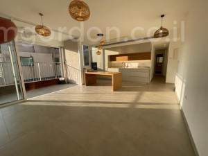 Продажа Квартира Tel Aviv