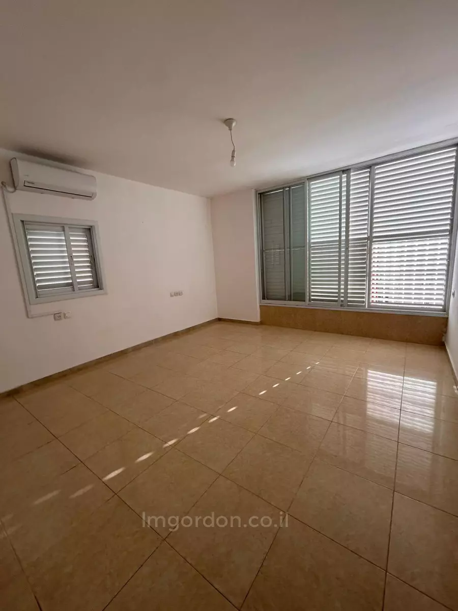 Appartamento 3 stanze Netanya Kikar 357-IBL-1581