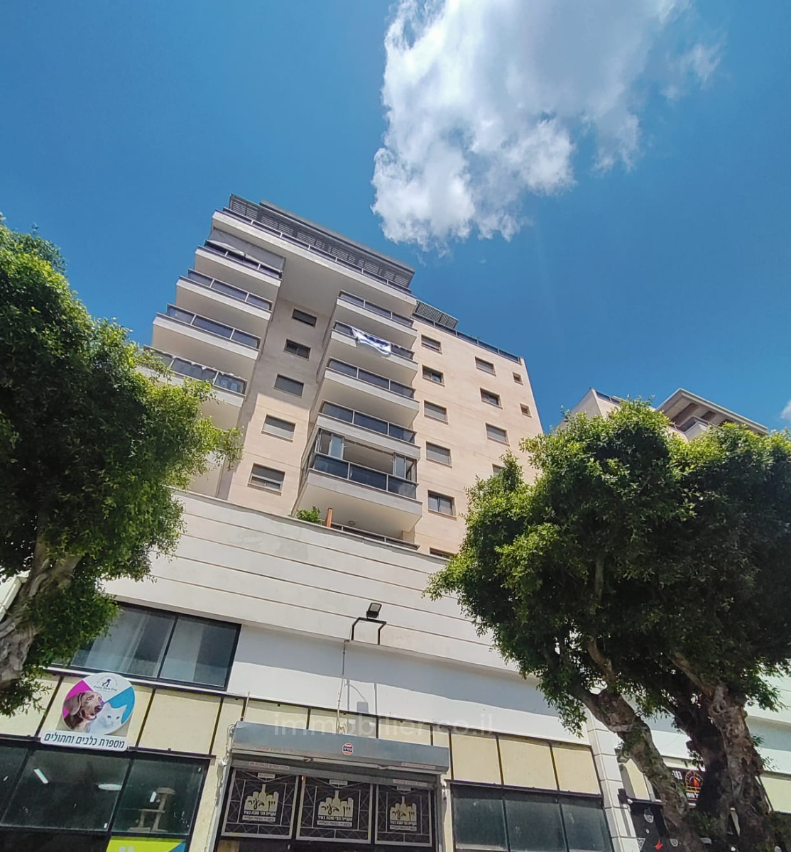 Appartamento 4 vani Hadera Centro della città 379-IBL-272