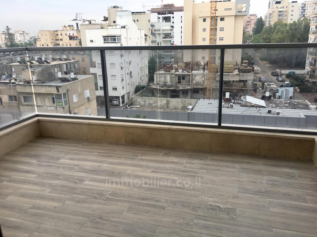 Appartement 3 pièces Hadera Centre ville 379-IBL-275