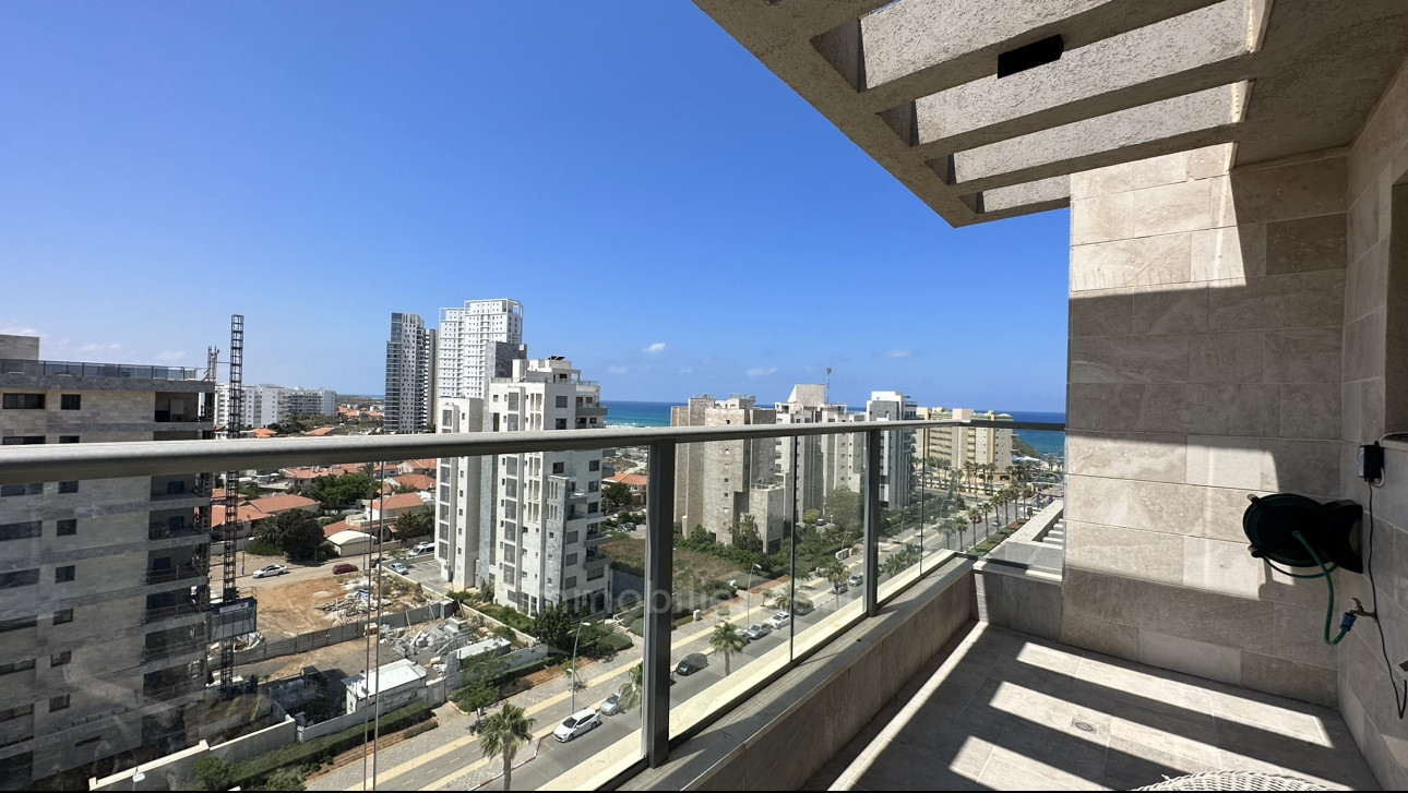 Penthouse 6 habitaciones  Hadera Givat olga 379-IBL-304