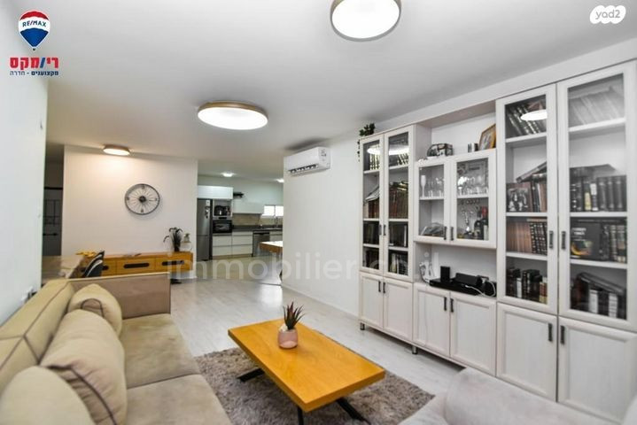 Apartment 4.5 Rooms Hadera City center 379-IBL-307