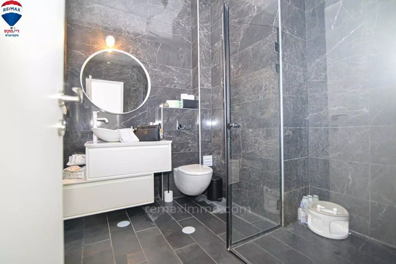 Пентхаус 5 комнат Hadera Район ха-Оцар 379-IBL-408