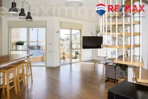 Дуплекс с пентхаусом 3.5 комнат Hadera Givat olga