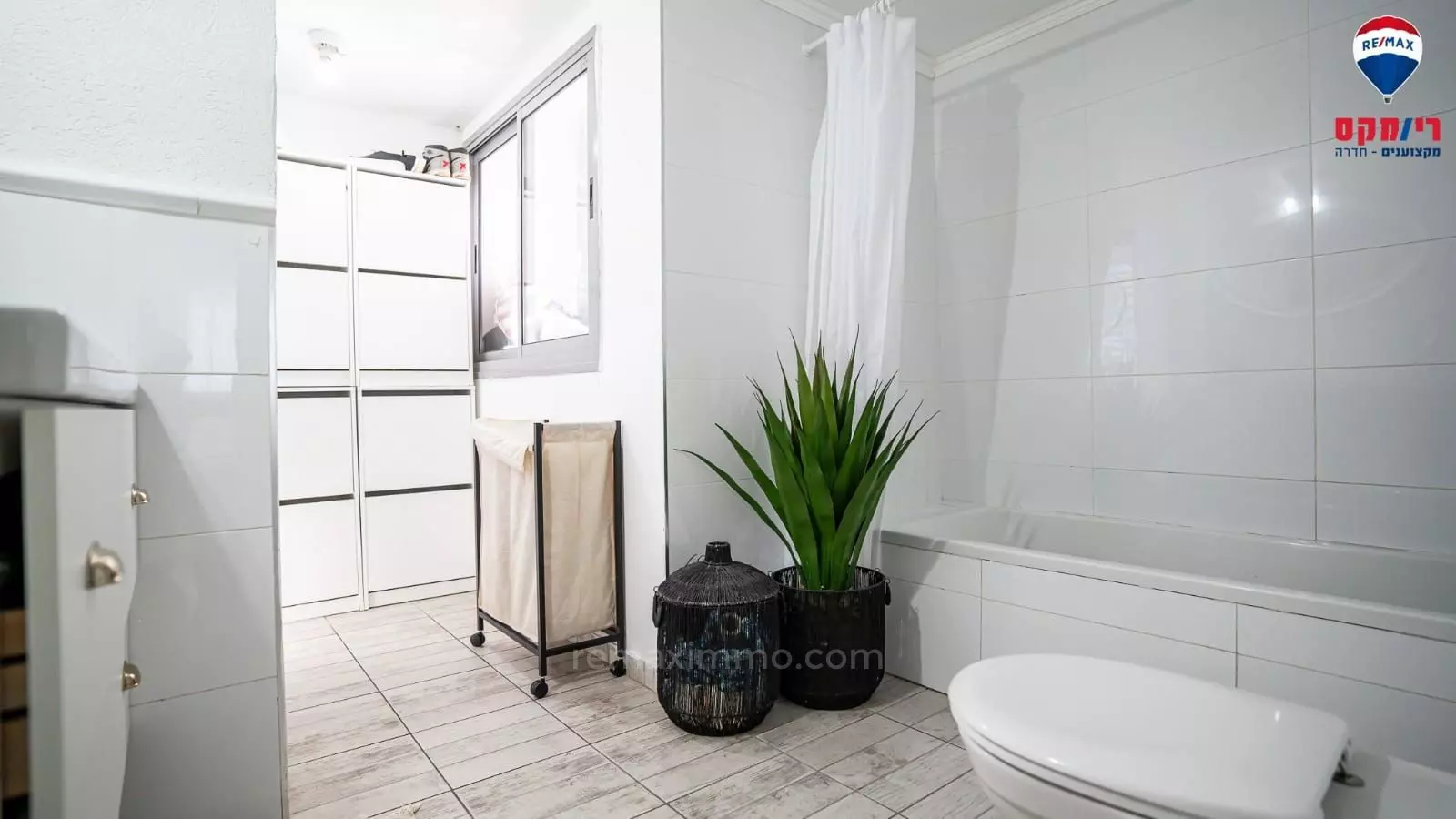 Departamento 4 habitaciones Hadera Vecindario del parque 379-IBL-428