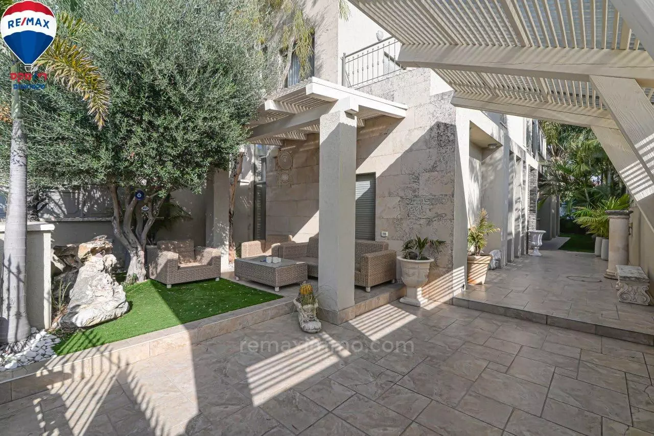 Villetta 5 stanze Hadera Distretto HaOtssar 379-IBL-433