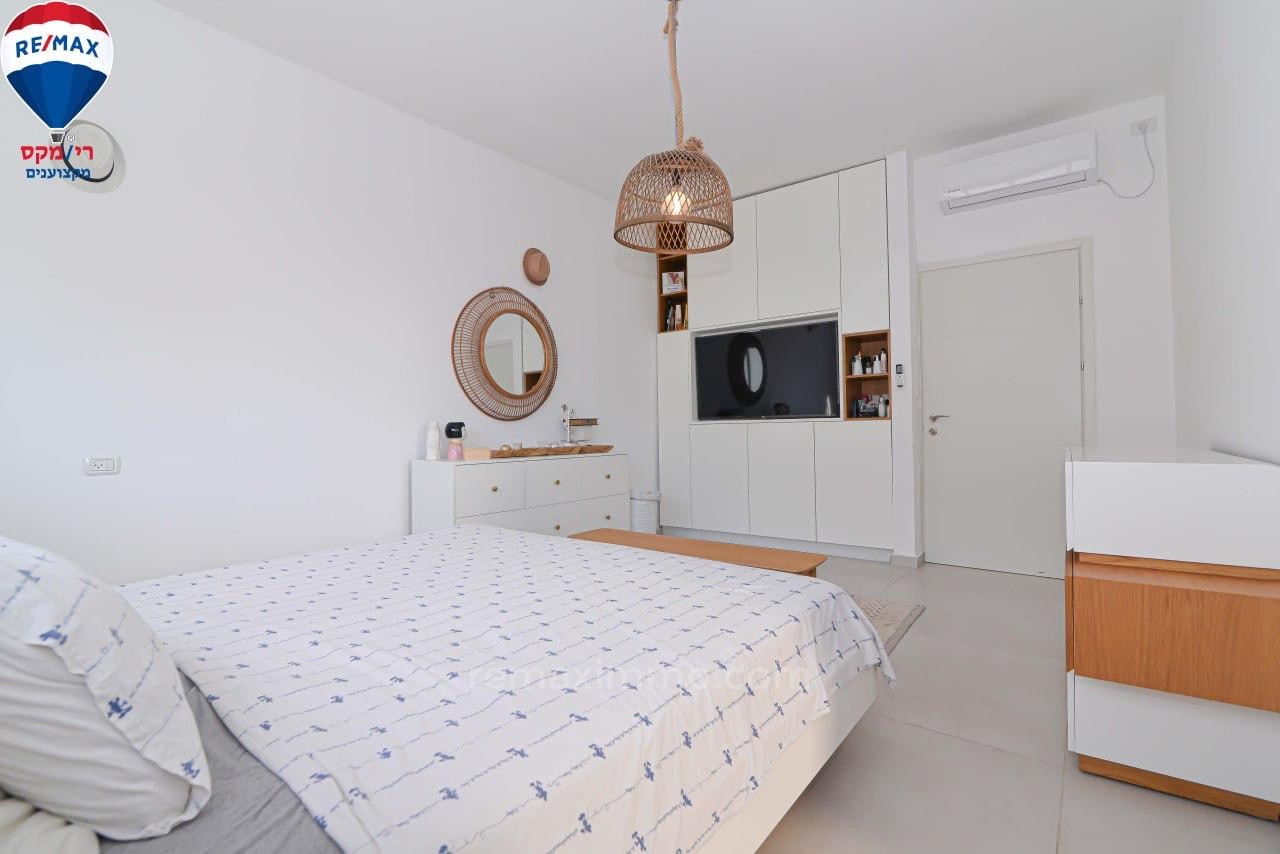 Quartier résidentiel Vous cherchez une grande maison familiale de haut standing dans le quartier récent du park ? la voici elle est pour vous !