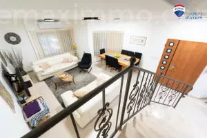 Casa de campo 5.5 cômodos Hadera Bairro Ha-Otsar