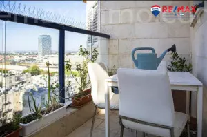 Duplex-Cobertura 5 cômodos Hadera Givat olga