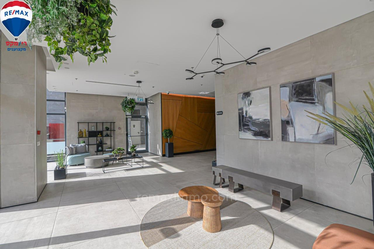 Wohnquartier A saisir un superbe appartement de 4 pieces au dessus du beth habad francophone