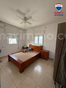 Departamento 4 habitaciones Hadera Centro de la ciudad