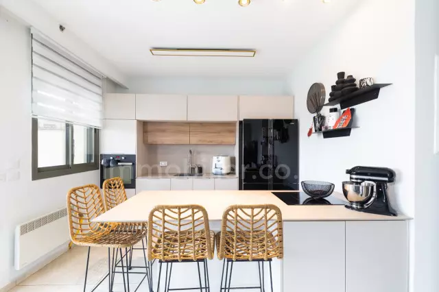 Cobertura 4 cômodos Jerusalém Kiryat Yovel